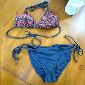 Xhilaration Geometric Bikini Set - Navy and Coral